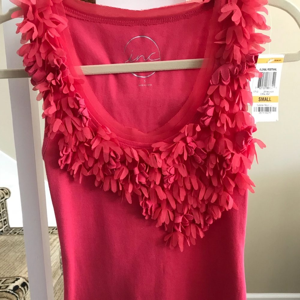Ladies INC tank